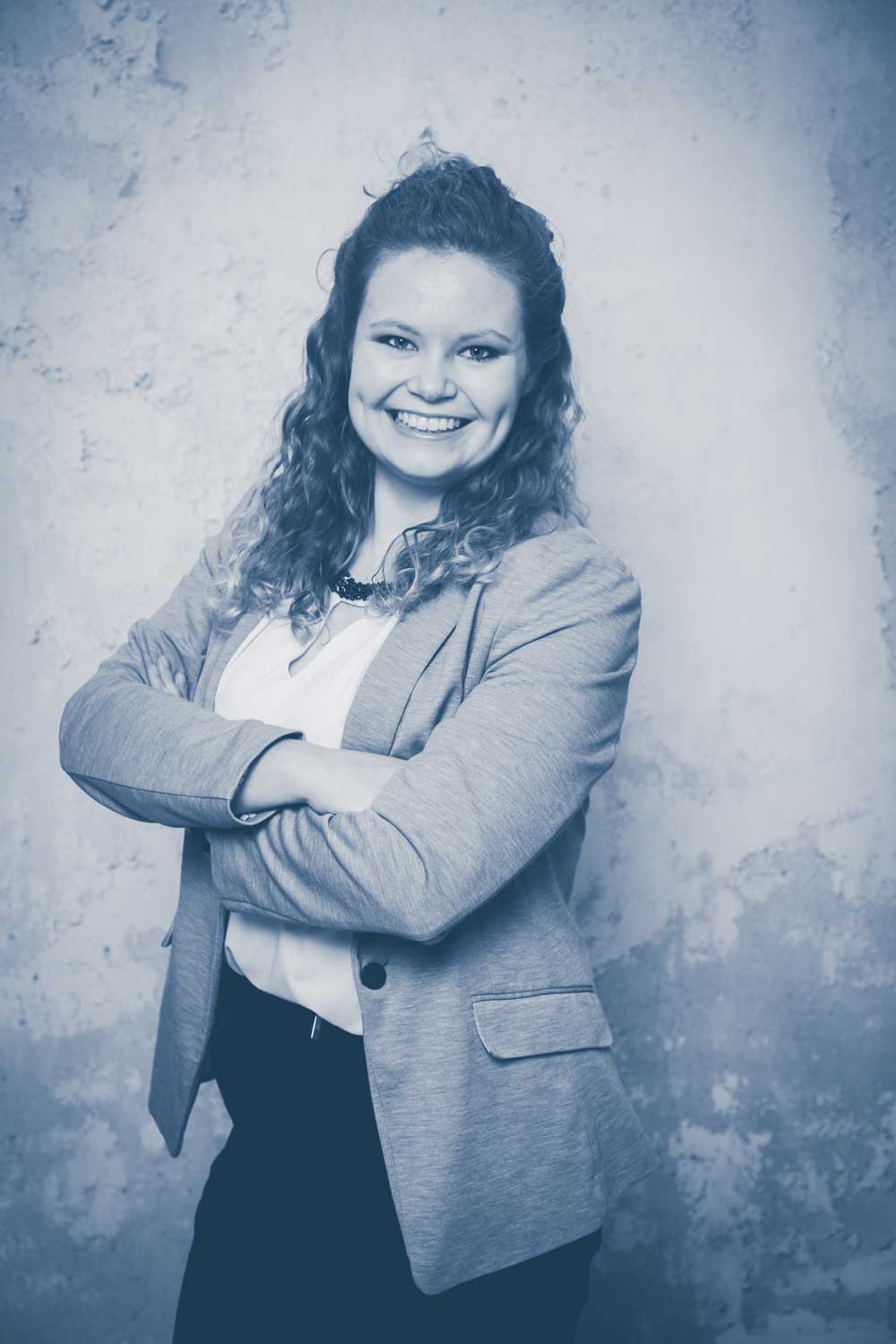 Anika_Dierich_Kontakt